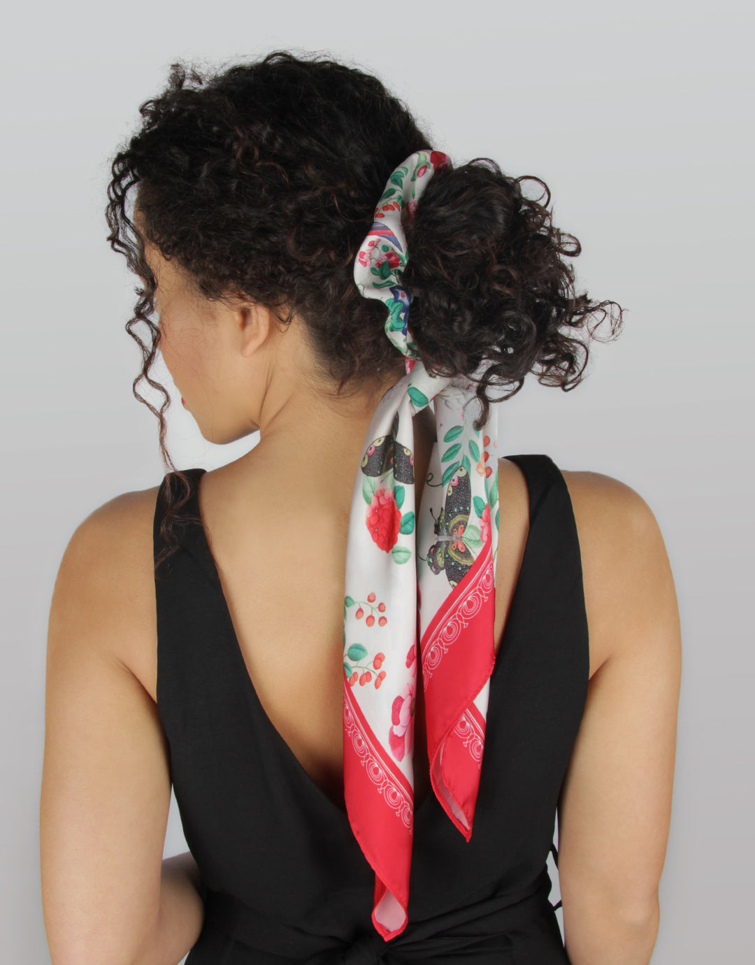 BANDED Women’s Premium Hair Accessories - Red Royal Apartment - Scrunchie Bandana
