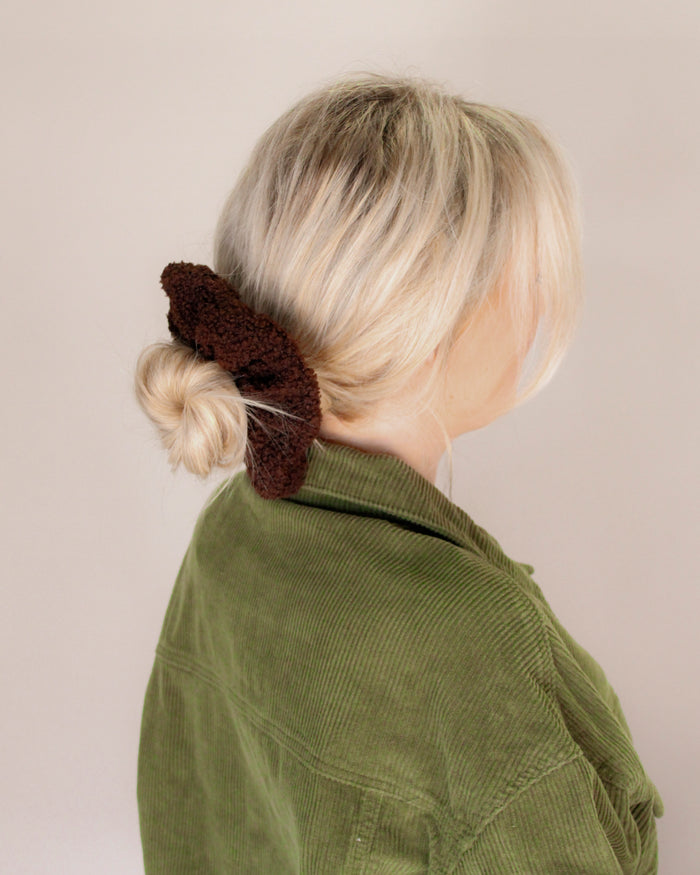 Teddy Fleece Scrunchie 4-Pack – Coffee Colors