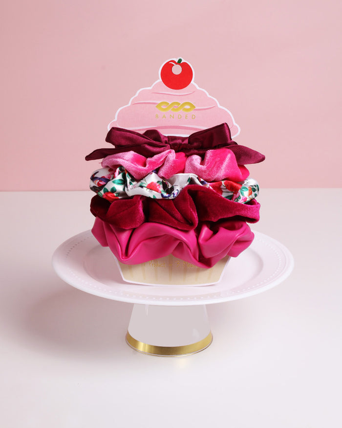 Raspberry Ripple - Scrunchie Cakes