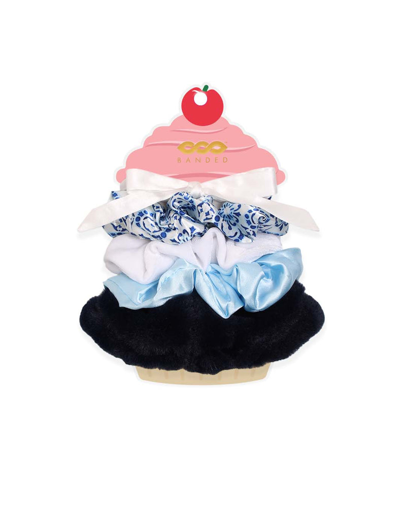 Blueberry Cobbler - Scrunchie Cakes
