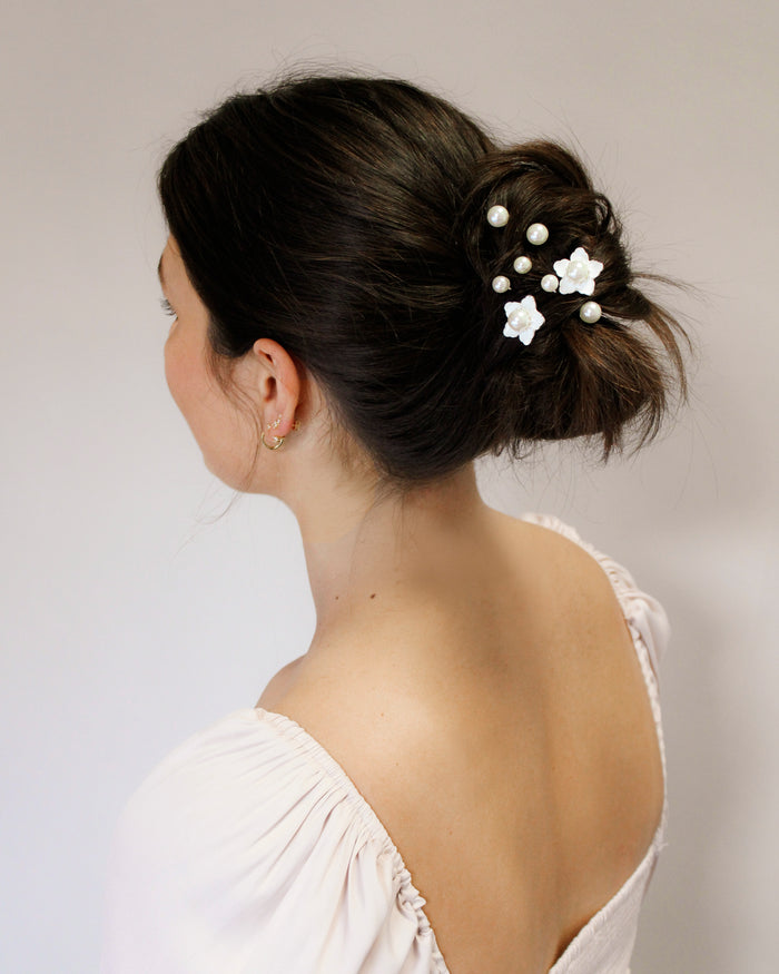 Pearl Bouquet - 8 Pack Floral Pins