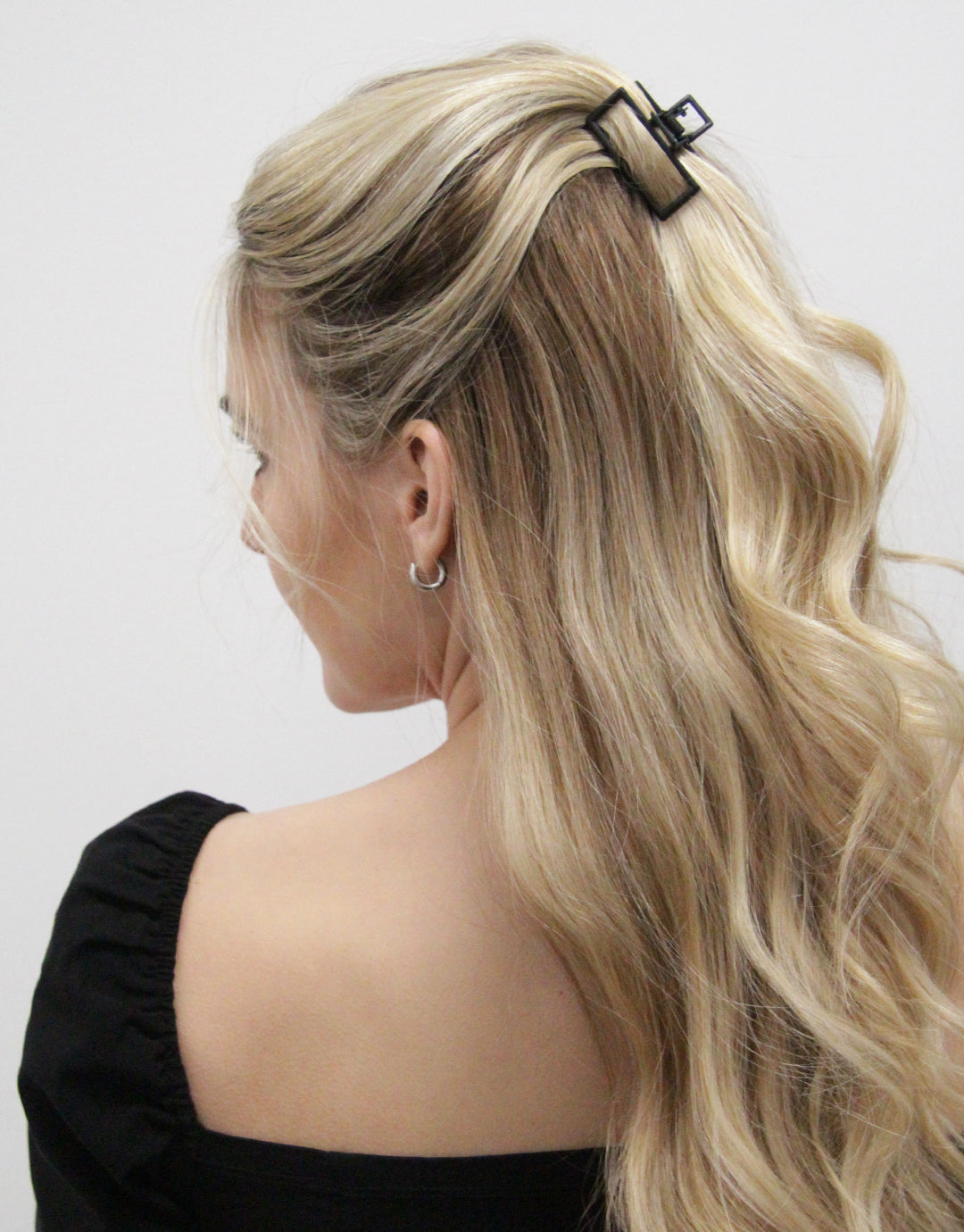 Modern claw clip hairstyles: Trendy hairstyles with large and small hair  accessories!
